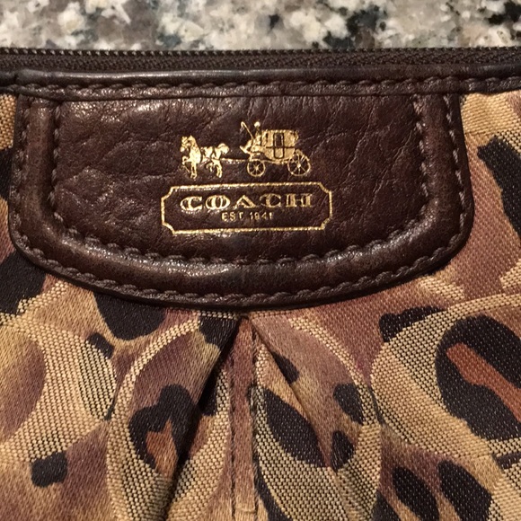 Coach Wristlet - Picture 4 of 6